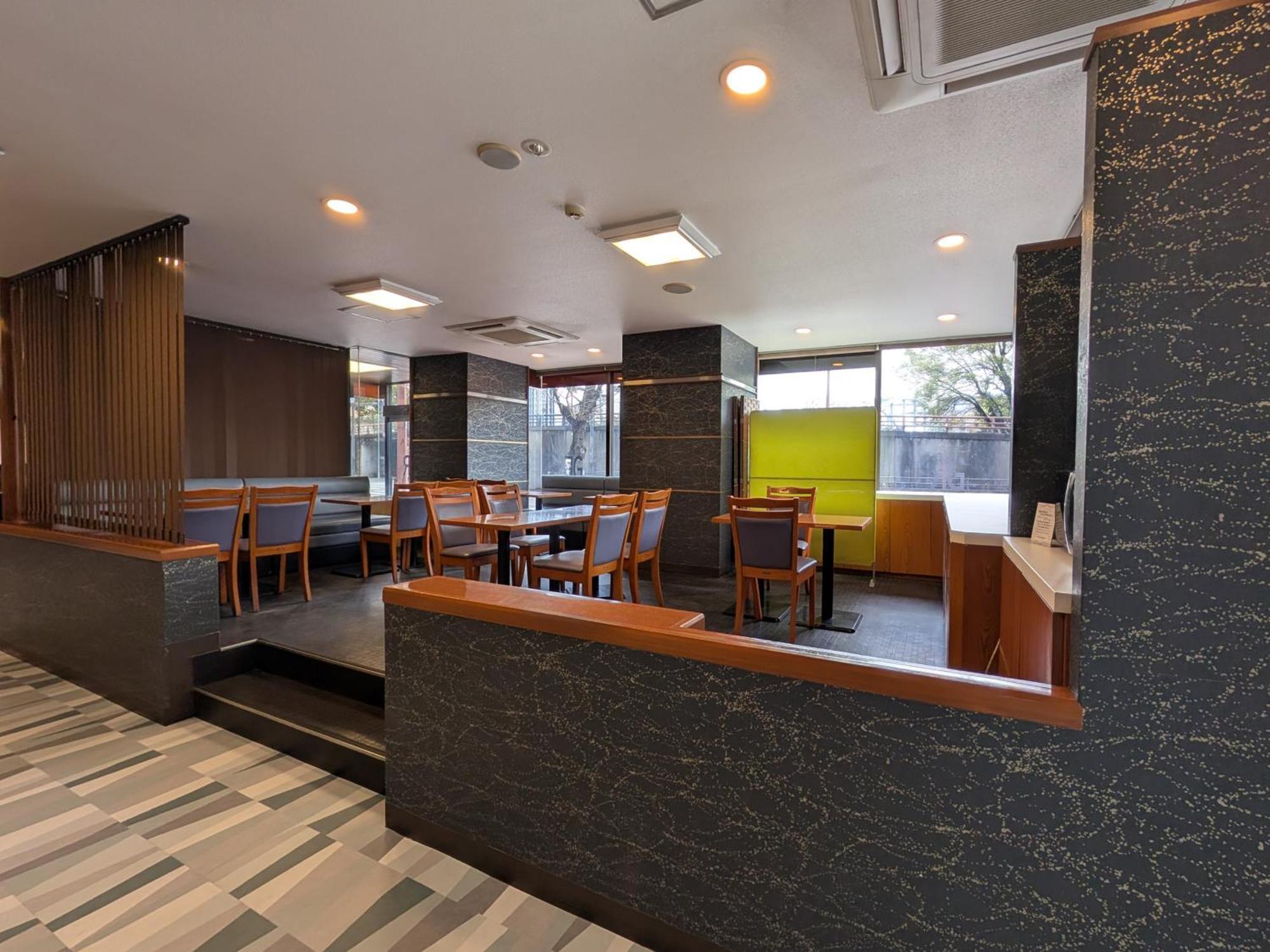 Gr Hotel Ginzadori Кумамото Екстериор снимка