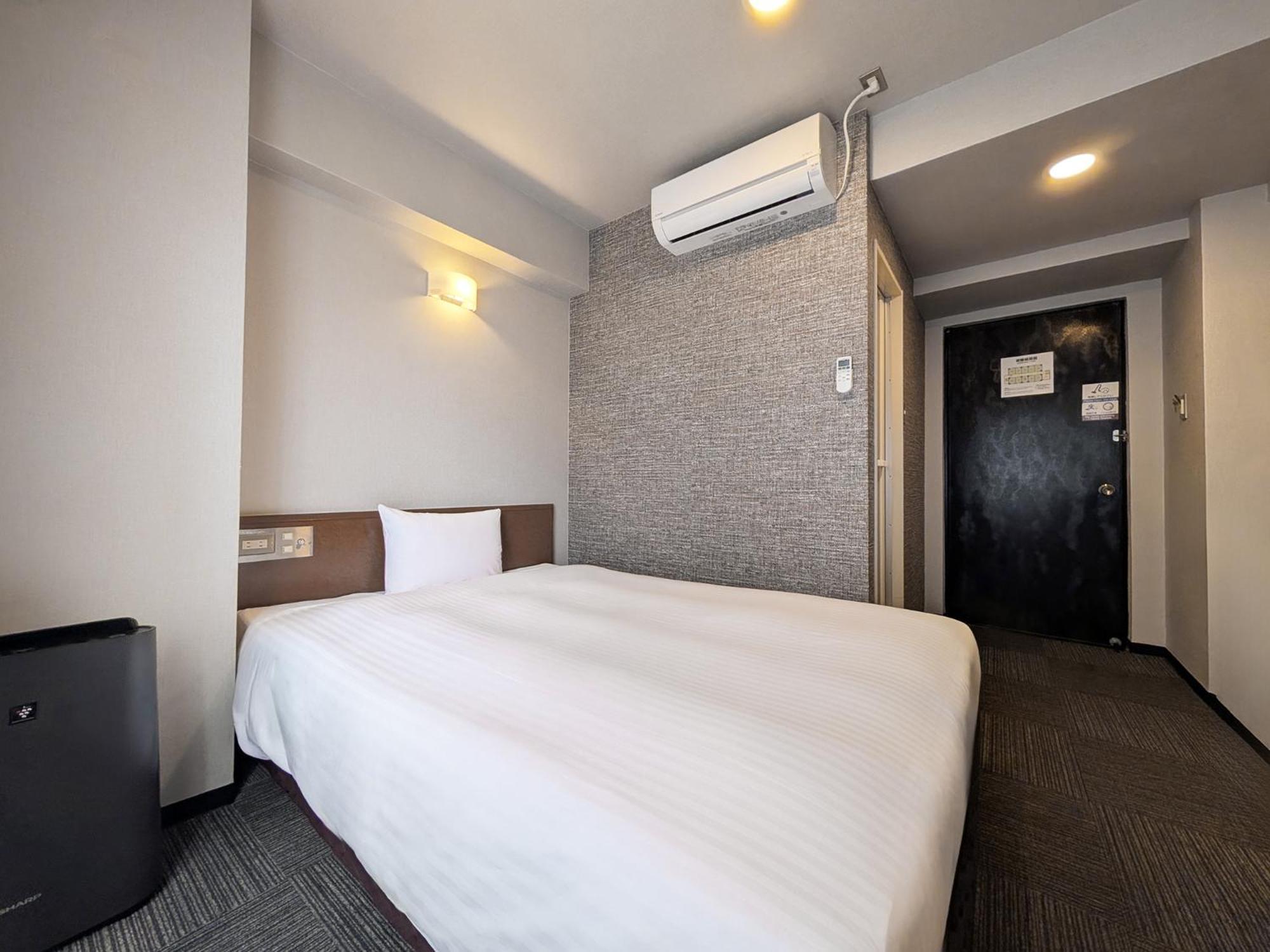 Gr Hotel Ginzadori Кумамото Екстериор снимка