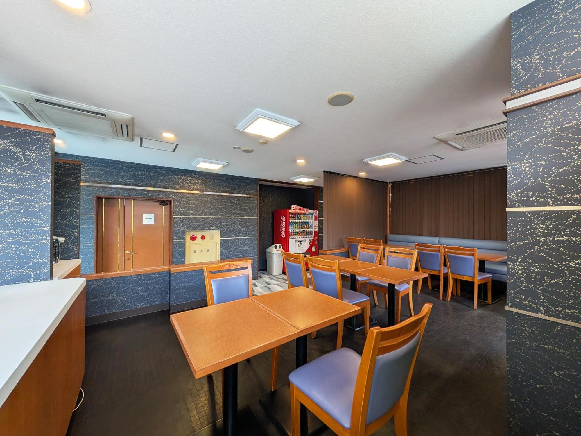 Gr Hotel Ginzadori Кумамото Екстериор снимка